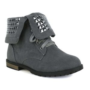 Great 3 Kids Lace up Studded Booties Size 13